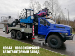 Автовышка ВИПО‑45‑01 рабочей высотой 45 метров со стрелой за кабиной на базе Урал NEXT 4320