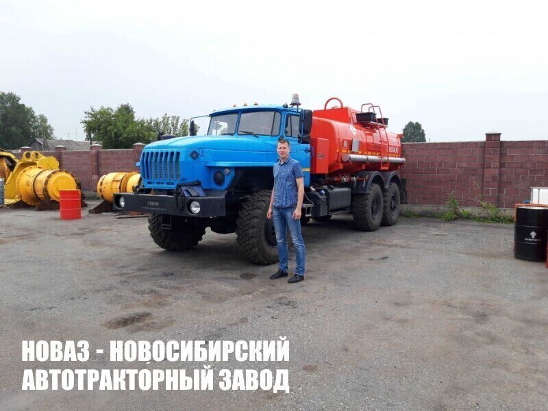 Автотопливозаправщик объёмом 10 м³ с 1 секцией на базе Урал 4320-1951-60 модели 7245 (Фото 1)