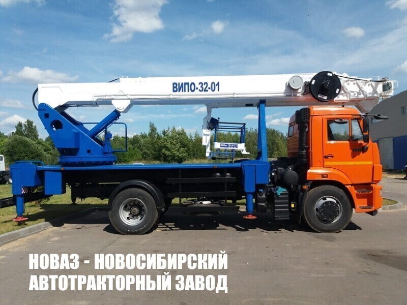 Автовышка ВИПО-32-01 рабочей высотой 32 метра со стрелой над кабиной на базе КАМАЗ 43253