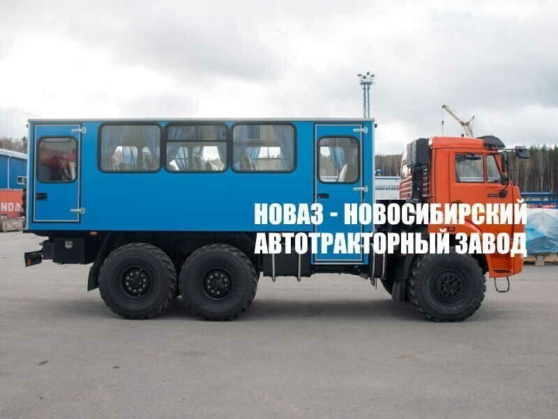 Вахтовый автобус вместимостью 22 места на базе КАМАЗ 43118 модели 7849 (Фото 1)