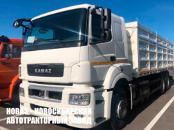Зерновоз КАМАЗ 65207‑85002‑87 грузоподъёмностью 13,6 тонны с кузовом объёмом от 30,3 до 37,5 м³