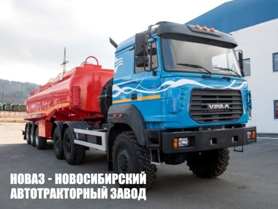 Автопоезд из седельного тягача Урал 44202-3511-82 и полуприцепа бензовоза модели 2938 (фото 1)