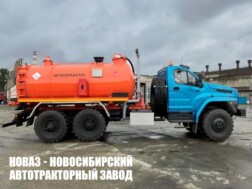 Автоцистерна для сбора нефти и газа объёмом 10 м³ на базе Урал NEXT 4320-6951-72 модели 8275