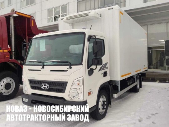 Фургон рефрижератор Hyundai Mighty EX8 Medium грузоподъёмностью 4,2 тонны с кузовом 5200х2300х2200 мм (фото 1)
