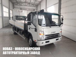 Бортовой автомобиль JAC N90LS грузоподъёмностью 4,9 тонны с кузовом 6200х2200х400 мм с доставкой по всей России