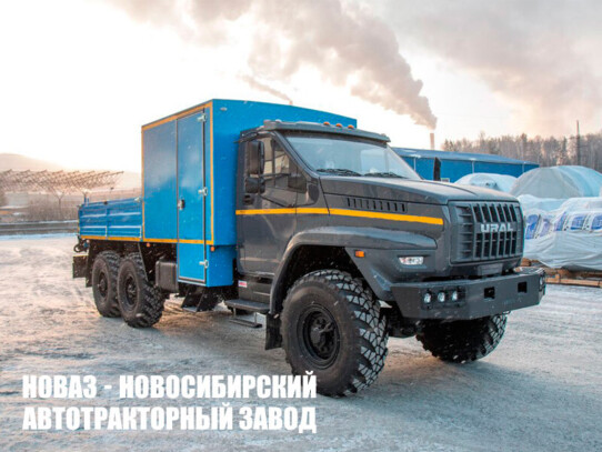 Грузопассажирский автомобиль вместимостью 6 мест на базе Урал NEXT 4320-6951-74 модели 8211 (фото 1)