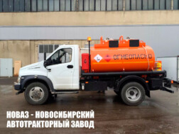 Топливозаправщик 4690С1 объёмом 6 м³ с 2 секциями цистерны на базе ГАЗон NEXT C41RB3 с доставкой по всей России