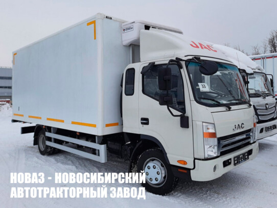 Фургон рефрижератор JAC N90 грузоподъёмностью 4,4 тонны с кузовом 6200х2590х2400 мм